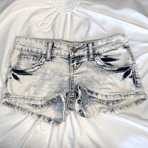 Women’s Daytrip jean shorts